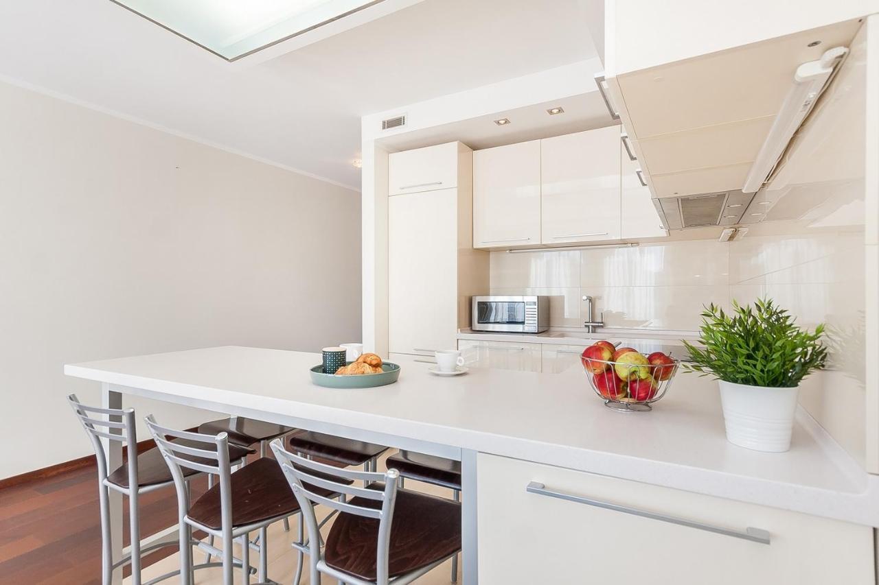 Central Apartment In Gedimino Av By Urban Rent VNO Eksteriør billede